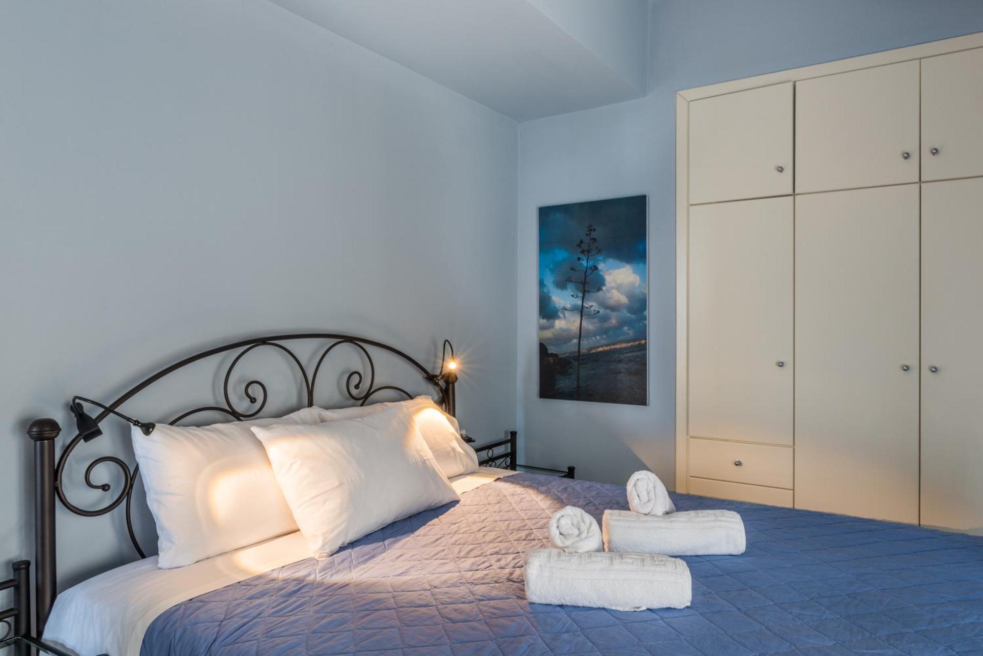 Nais Apartments & Studios Chania  Quarto foto